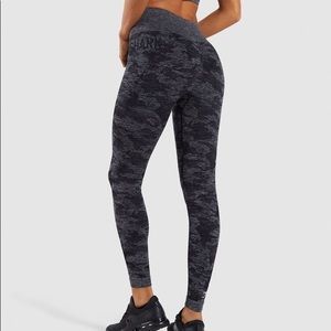 NWT Gymshark Camo Seamless Leggings